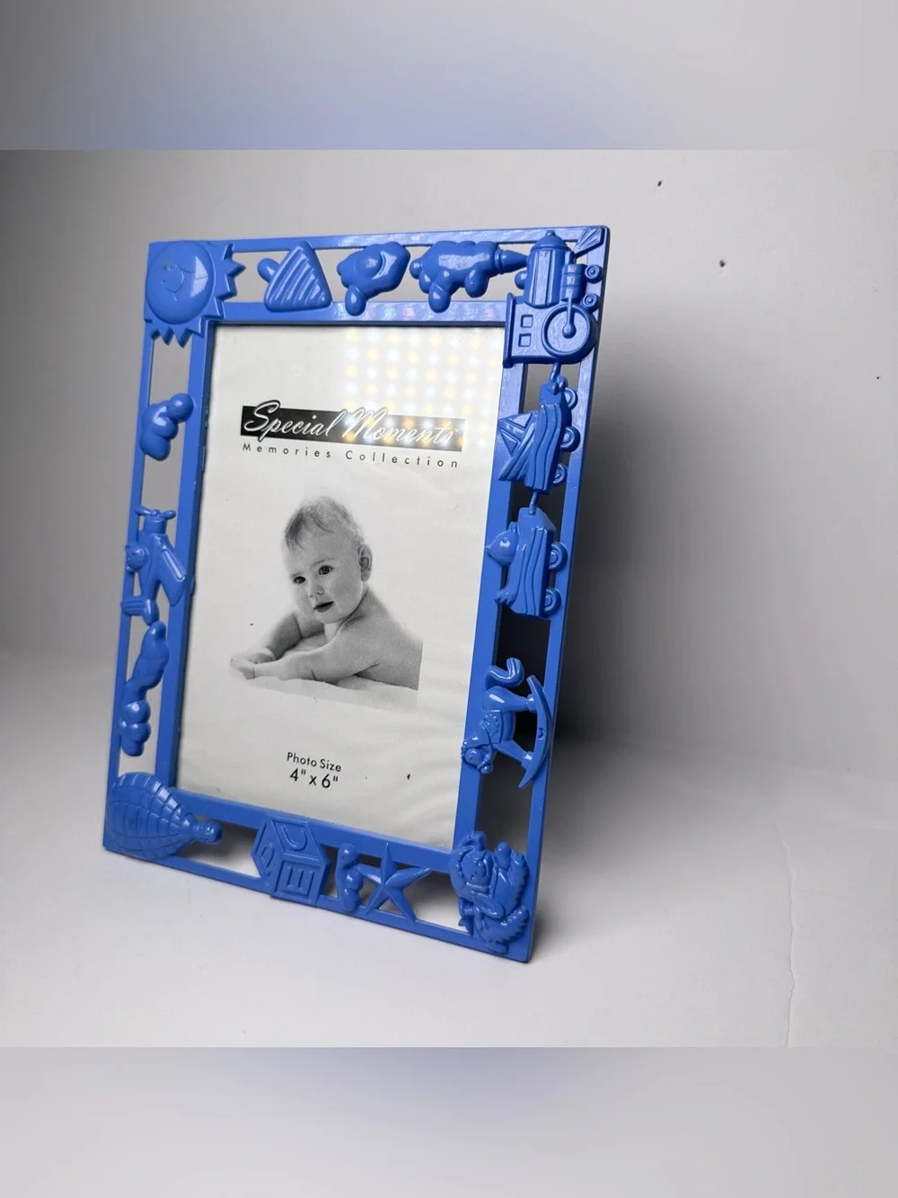 Vintage RARE Baby Photo Frame 4x6 3D Embossed Toys Nursery Room Keepsake Blue